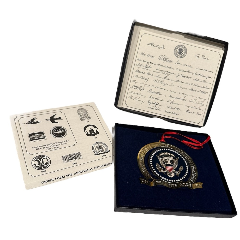 VTG 1989 White House Historical Association Presidential Bicentennial Ornament